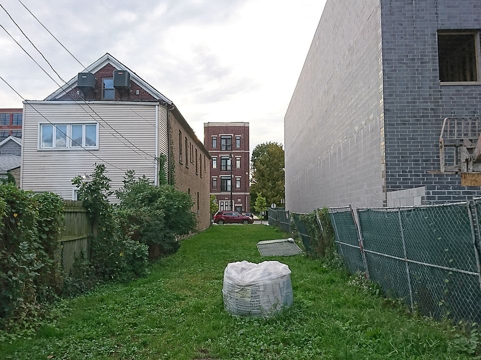 2nd image of 3439 S Morgan St