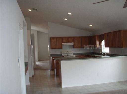 4th image of 249 Delancey Dr