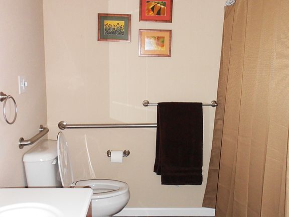 4th image of 141 W Culton St #H