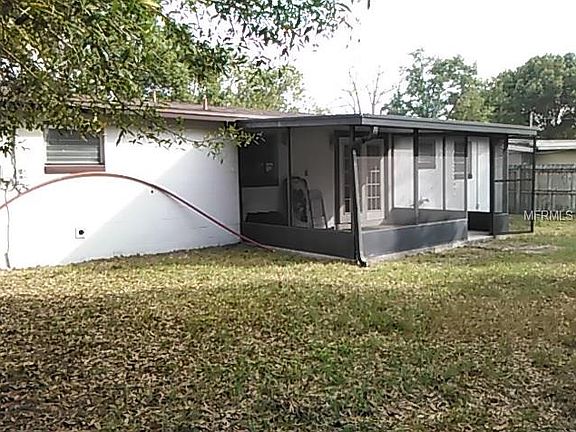4th image of 612 Starke Lake Cir