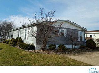1632 Harbor Bend Xing #205, Marblehead, OH 43440