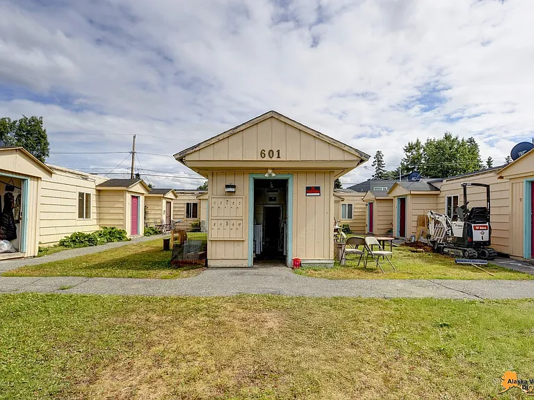 601 N Klevin St — Photo 10