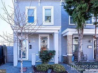 709 16th St NE, Washington, DC 20002