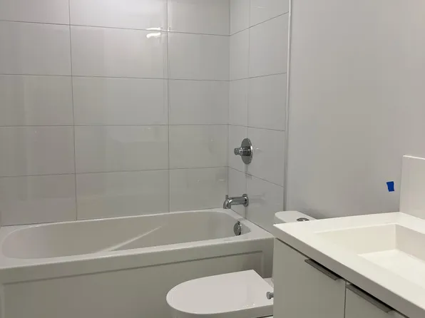 230 Simcoe St, Toronto, ON