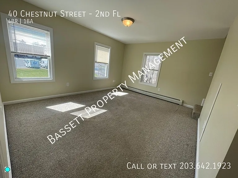 40 Chestnut St #2 — Photo 9
