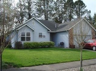 1355 Heritage Loop, Stayton, OR