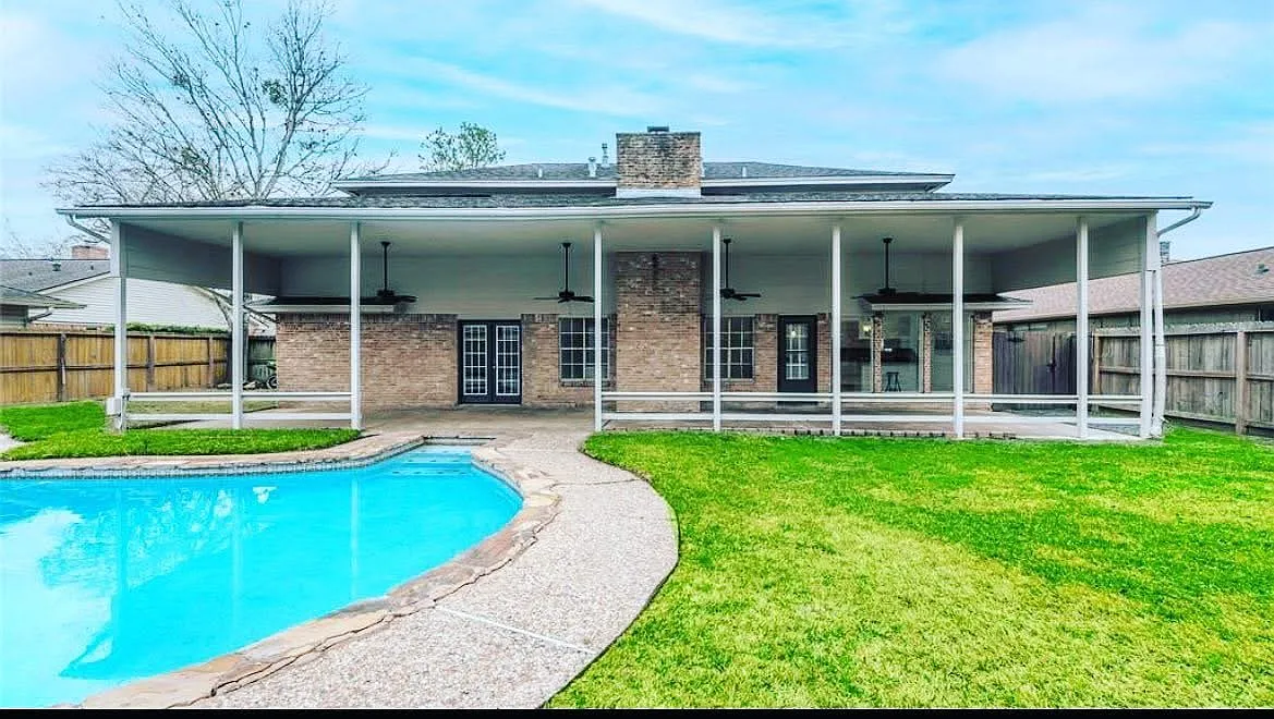 Beautiful Private Rooms for Rent in Peaceful Missouri City Home - Utilities Included — Photo 2