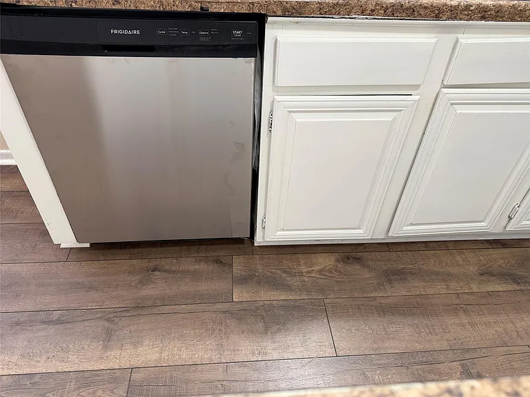 9 Dewthread Ct — Photo 7