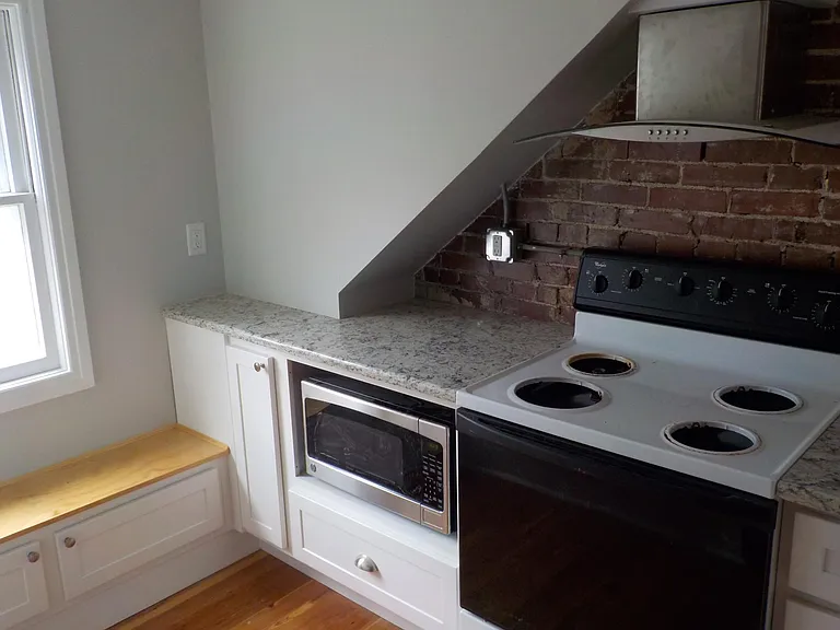812 Jefferson St #B — Photo 4