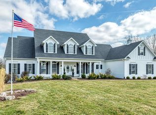 344 Galahad Dr, Weldon Spring, MO 63304