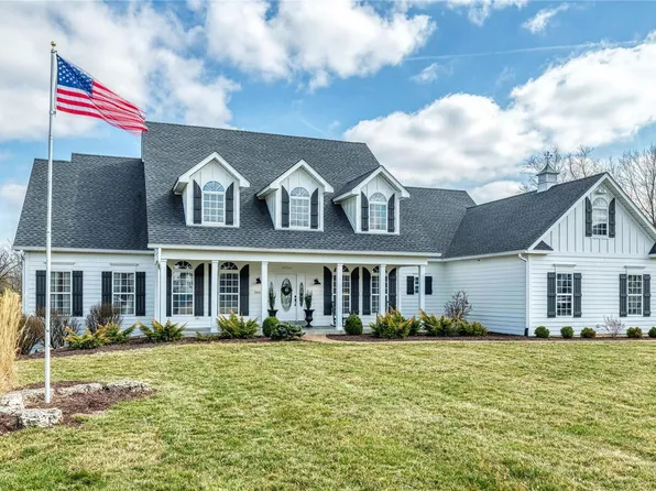 344 Galahad Dr, Weldon Spring, MO 63304