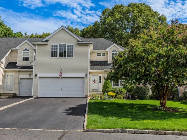 4 Sunflower Ridge Road, South Setauket, NY 11720