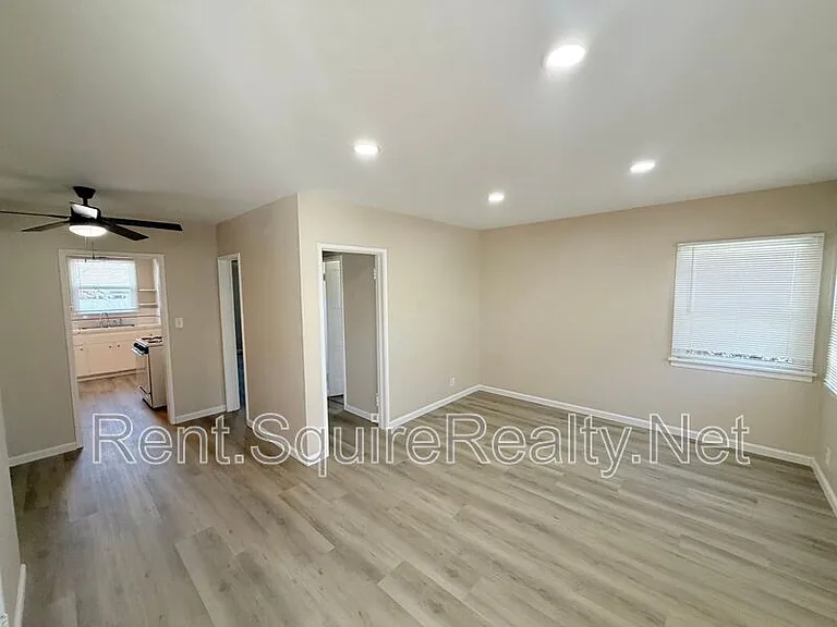 901 N San Gabriel Ave #2 — Photo 8