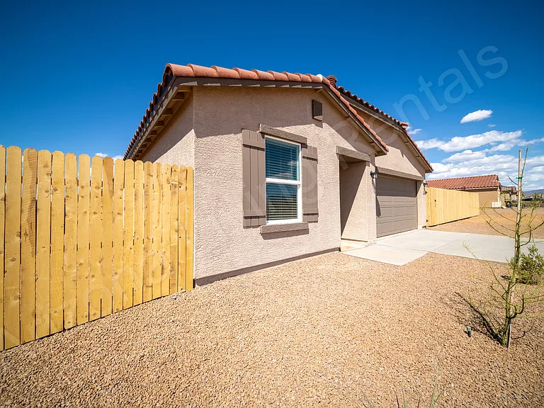7143 E Morningside Dr — Photo 3