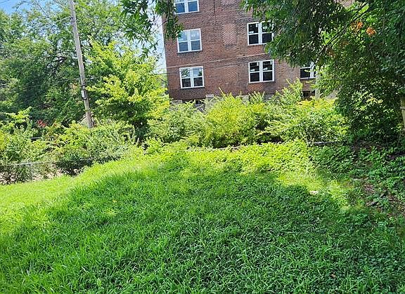 5th image of 5314 Vernon Ave Unit 1F