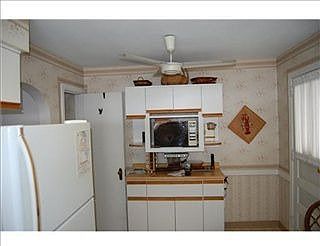 5th image of 521 N 8th St