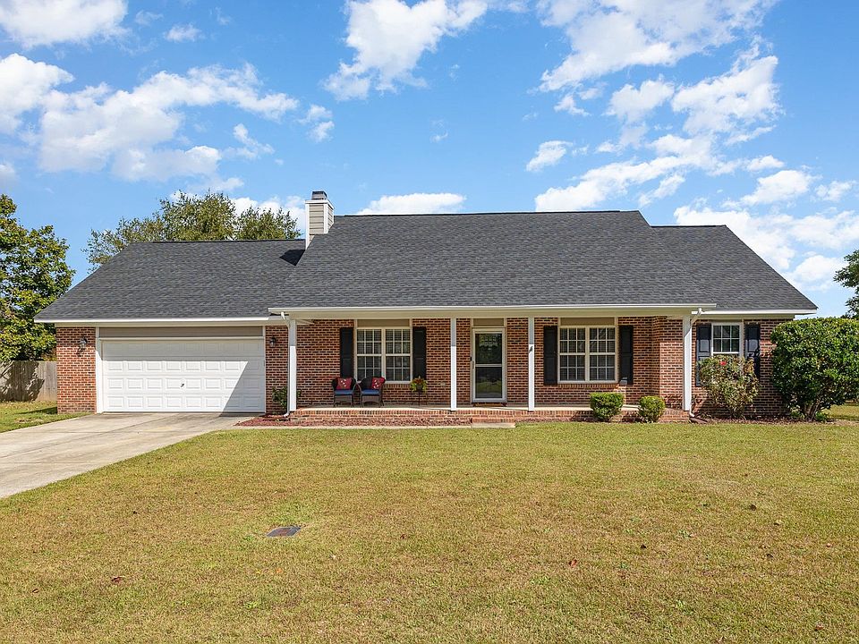 1st image of 240 Belle Chase Dr