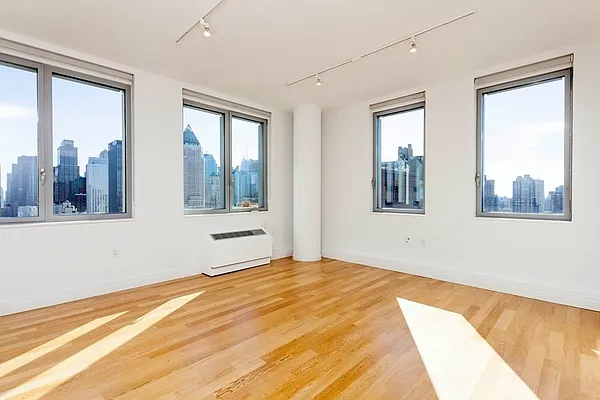 Rented by Mirador Real Estate | media 84