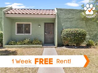 10215 N 8th Pl, Phoenix, AZ 85020