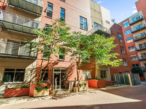 1224 Chicago Ave APT 405, Evanston, IL 60202