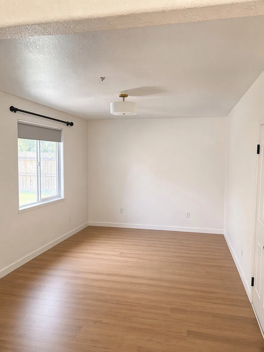 3 bed, 1412 sqft, $2,295 — Photo 1
