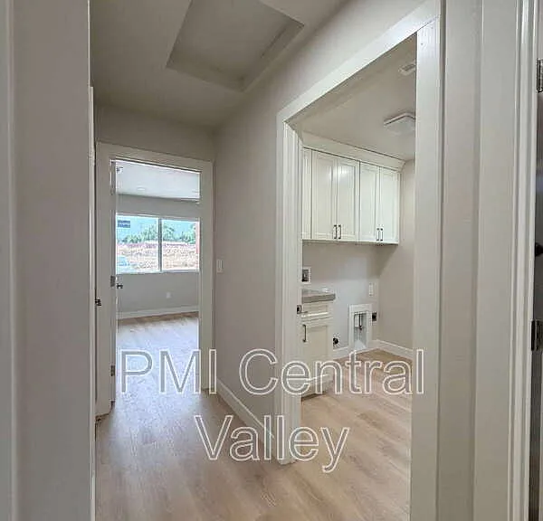 1710 Waverly Dr — Photo 22