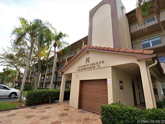 3rd image of 1000 SW 125th Ave APT 113N