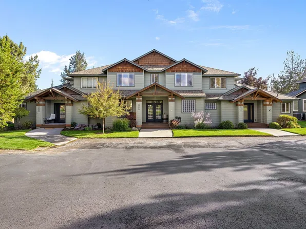 964 Golden Pheasant Dr, Redmond, OR 97756