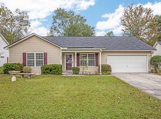 706 Oxford Rd, Ladson, SC 29456