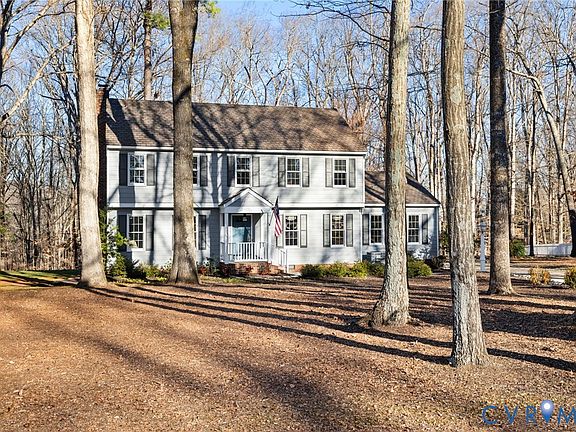 4th image of 3030 Mount Hill Dr