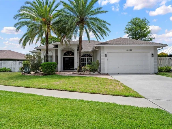 13866 Geranium Pl, Wellington, FL 33414