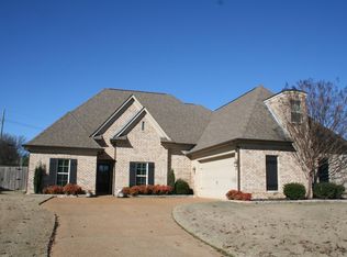 3036 Raspberry Red Cv, Southaven, MS 38672