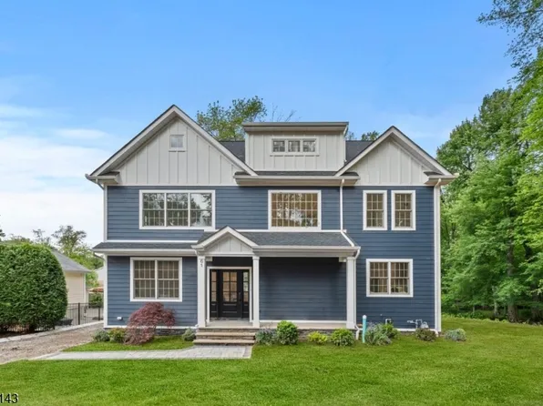 61 Washington Ct, Livingston Twp., NJ 07039