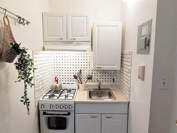 3rd image of 596 W 152nd St #1A