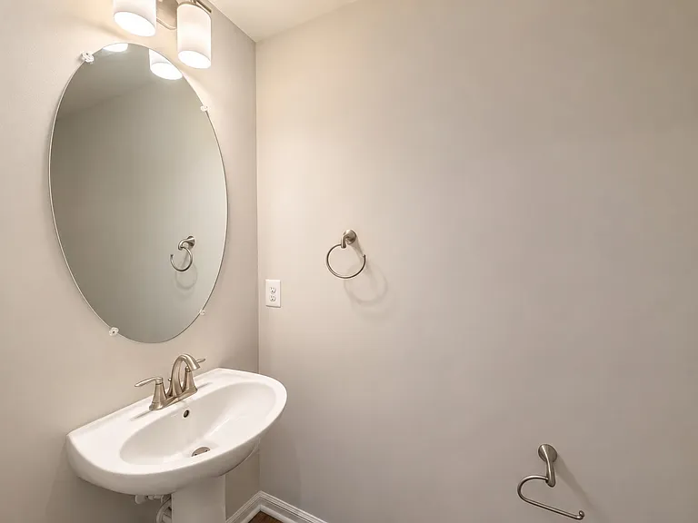 4930 Macdonough Pl — Photo 10