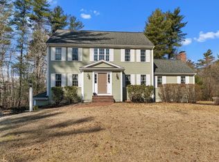 4 Demoranville Dr, Lakeville, MA 02347