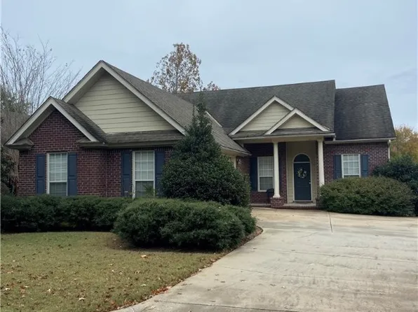 788 Stanton Dr, Auburn, AL 36830