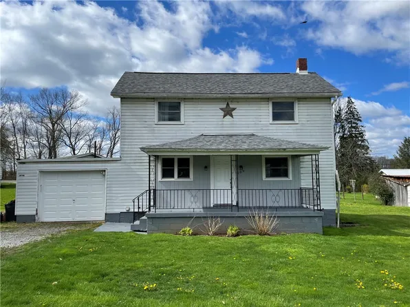 209 Sherman St, Hutchinson, PA 15640