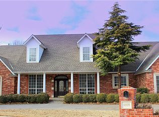 4809 Crystal Lake Rd, Norman, OK 73072