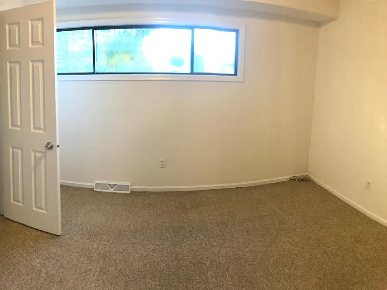 14 Bellaire Dr — Photo 6