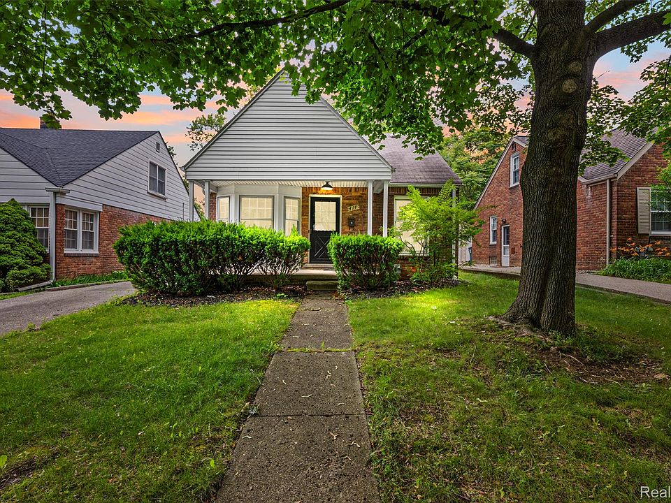 1st image of 414 Aqua Ct