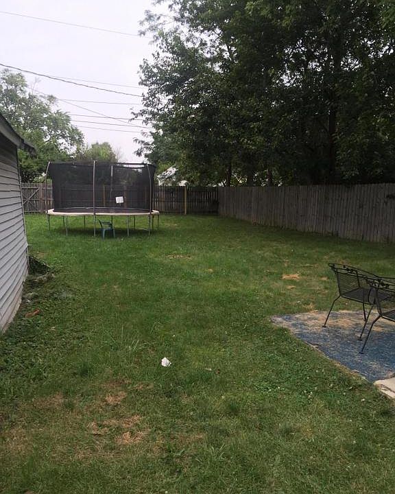 2nd image of 3438 Woodlawn Ave
