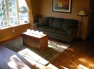 2415 NE Spruce Ave, Gresham, OR 97030