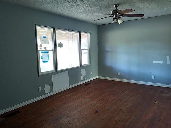 4th image of 141 Lee Rd