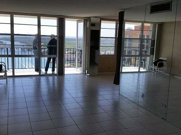 2nd image of 301 174th St APT 2405