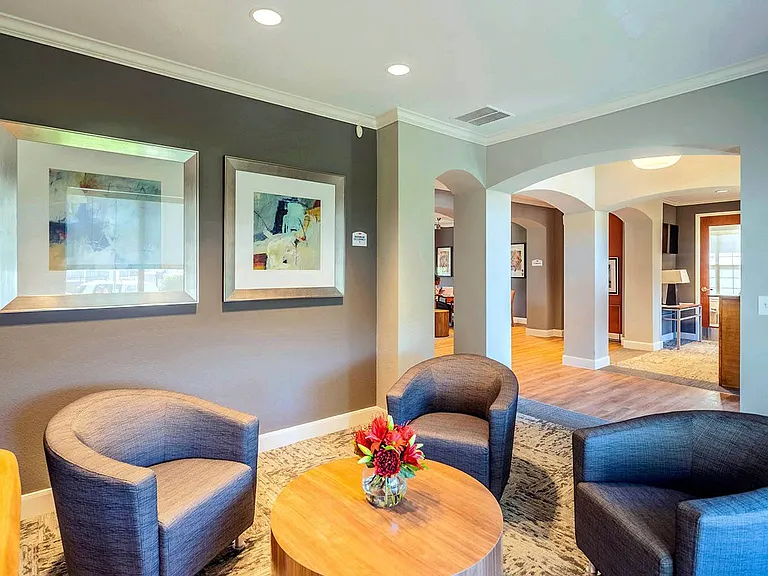 Beckley Townhomes — Photo 11