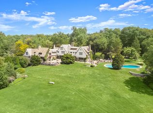 30 Round Hill Club Rd, Greenwich, CT 06831