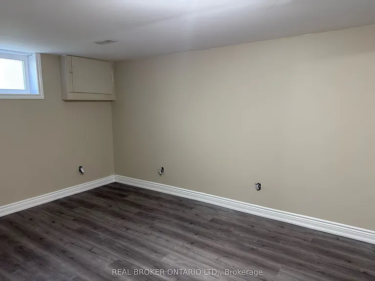 311 Wallace Ave S #LOWER — Photo 10