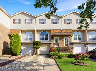 195 Rosedale Ave, Staten Island, NY 10312