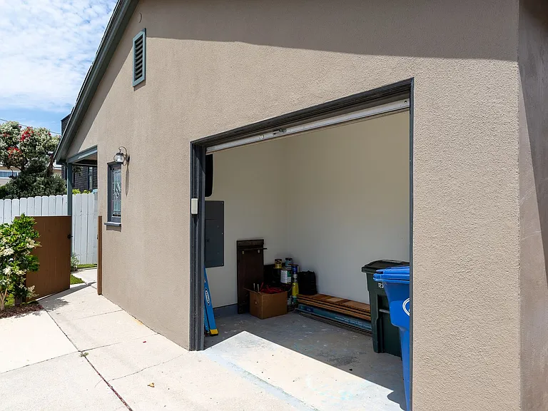 117 Tujunga Ave — Photo 35